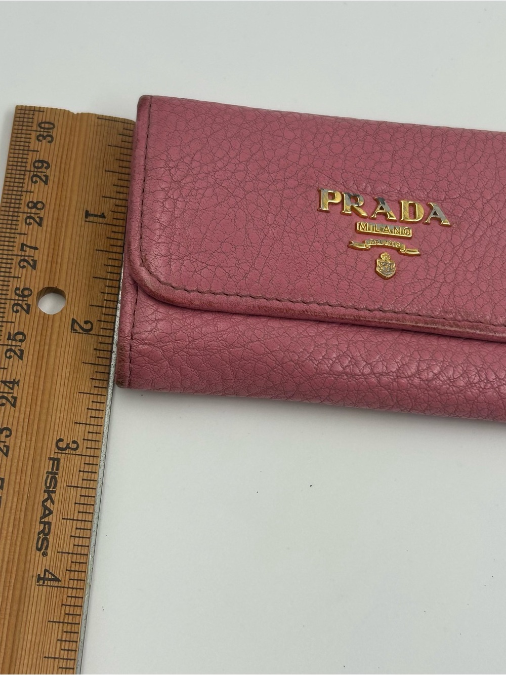 Prada pink pebbled leather keyholder - Picture 8 of 10